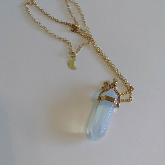 Gold Layered Necklace with Moon and Crystal - Picture 4 of 4